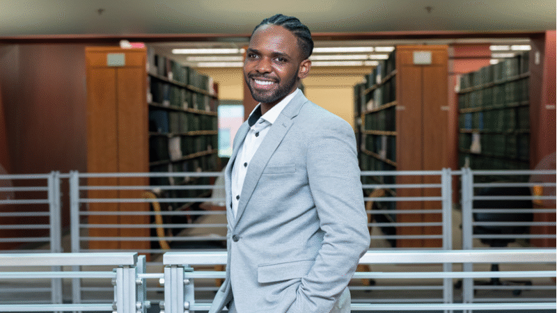 Howard Fellow, Ramon Kelly